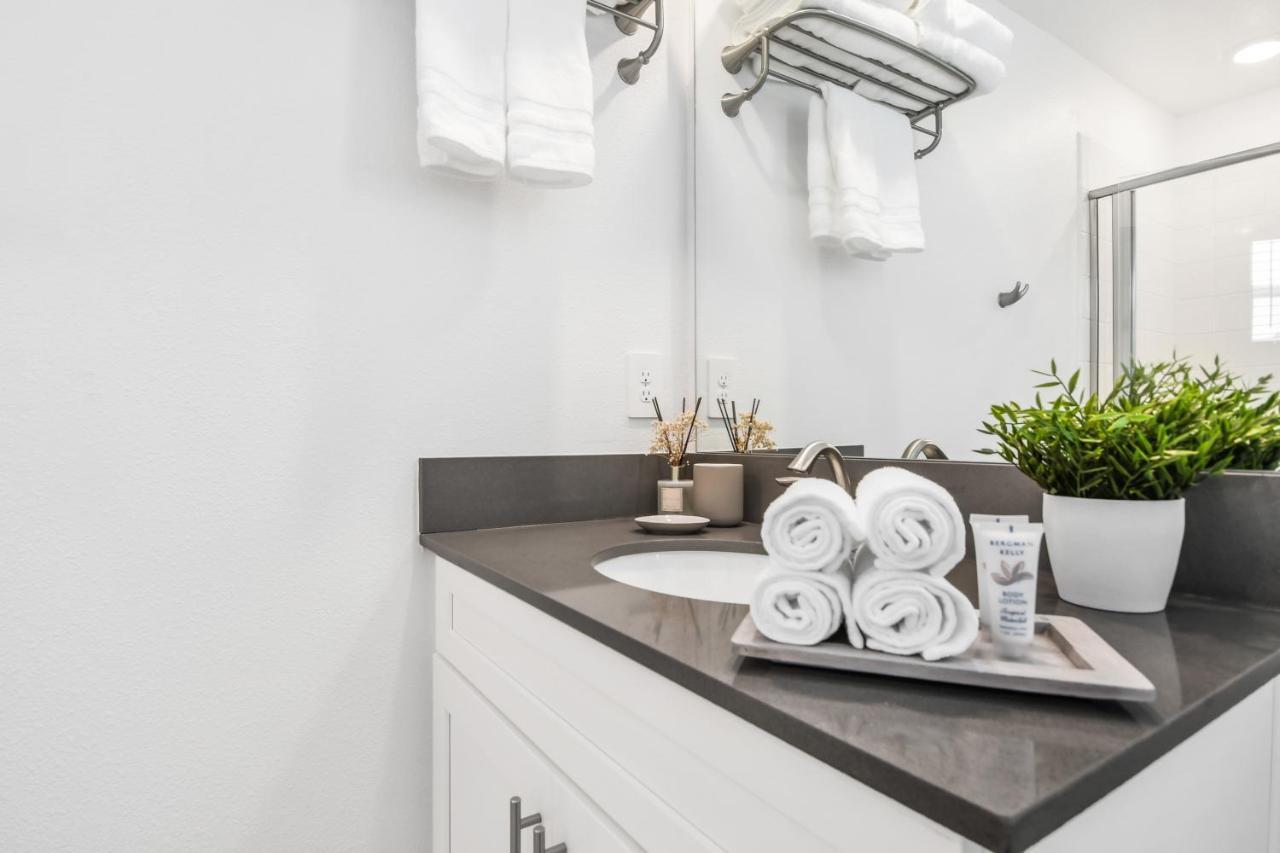 Brand New Townhouse-Storey Lake Villa Kissimmee Buitenkant foto